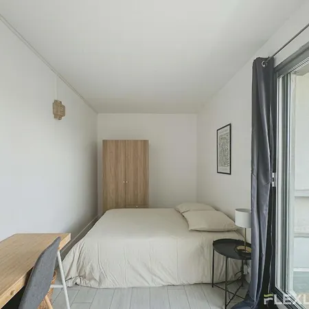 Flexliving - - Mouchez Holiday home